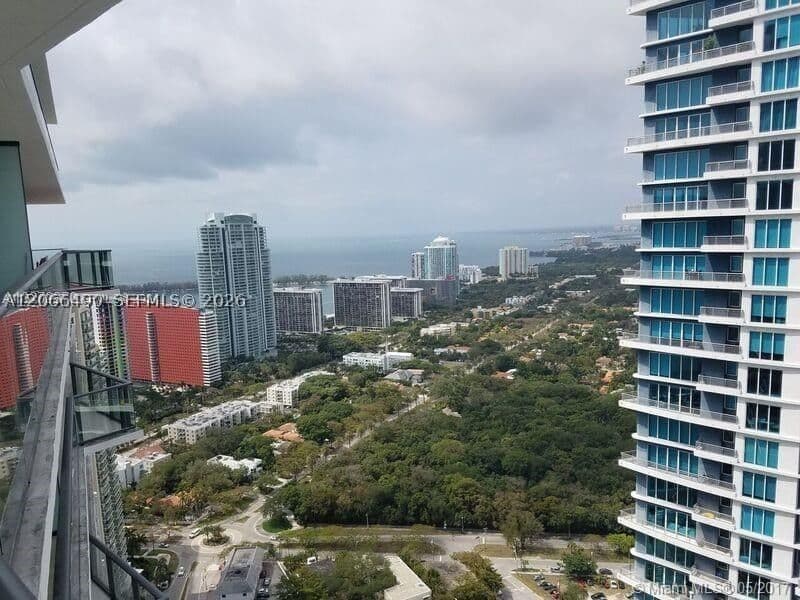1-bedroom Condo — 1300 Miami Ave #4308, Miami, FL 33130