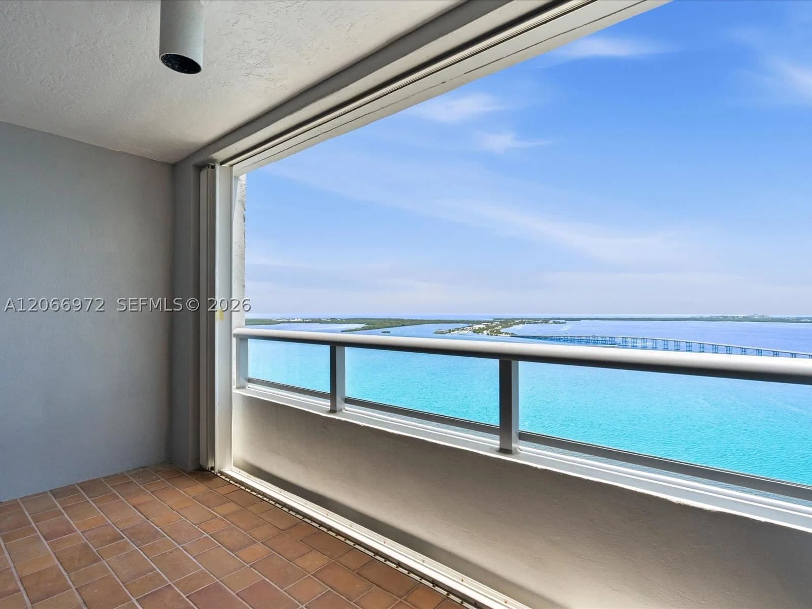 2-bedroom Condo — 1541 Brickell Ave #B3804, Miami, FL 33129