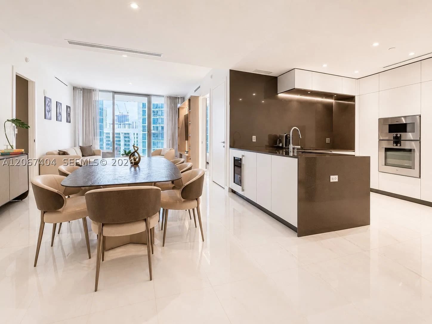 2-bedroom Condo — 300 Biscayne Boulevard Way #2609W, Miami, FL 33131