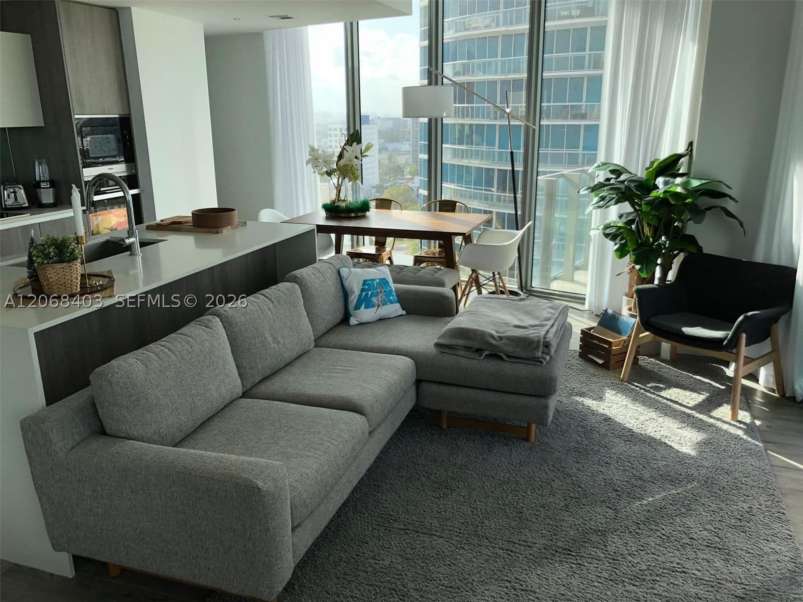 2-bedroom Condo — 2900 7th Ave #1701, Miami, FL 33137