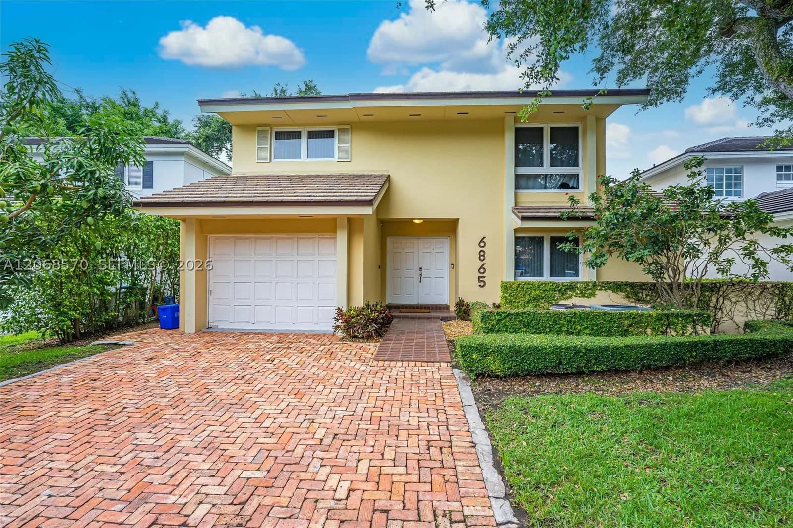 3-bedroom Single-Family Home — 6865 Veronese St, Coral Gables, FL 33146