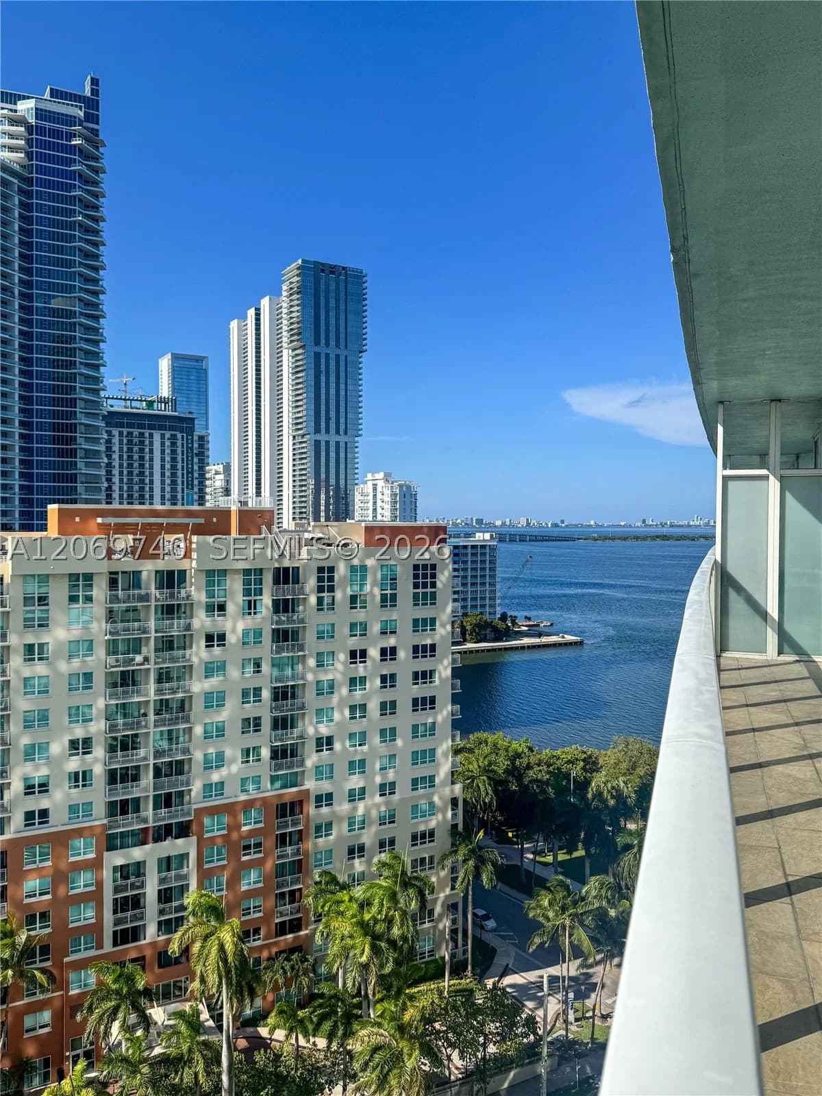 2+1 Condo — 1900 Bayshore Dr #1618, Miami, FL 33132