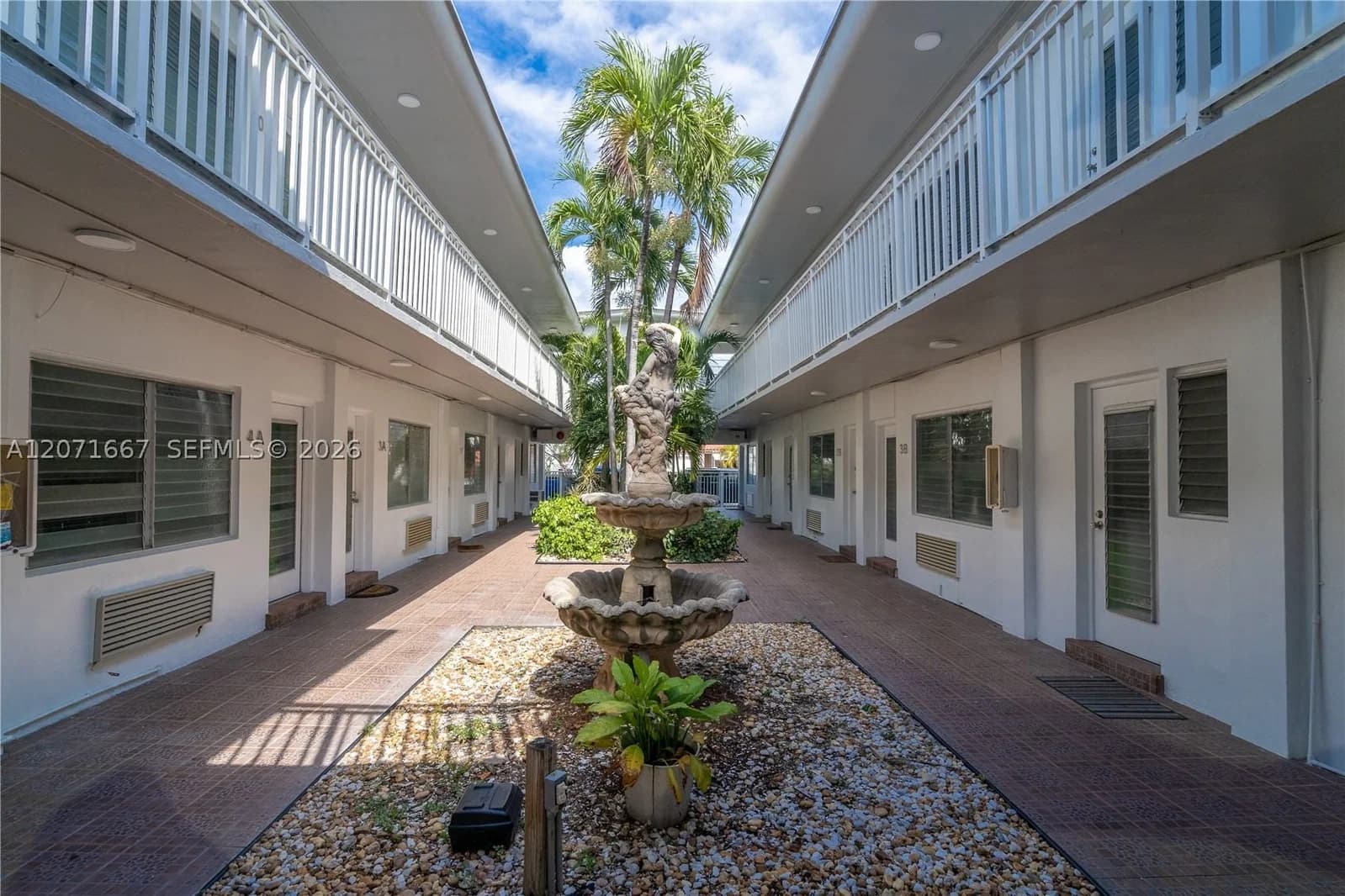 1-bedroom Apartment — 7640 Carlyle Ave #7A, Miami Beach, FL 33141