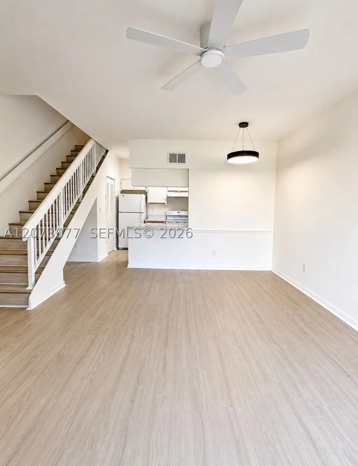 1-bedroom Condo — 18316 68th Ave #I, Hialeah, FL 33015