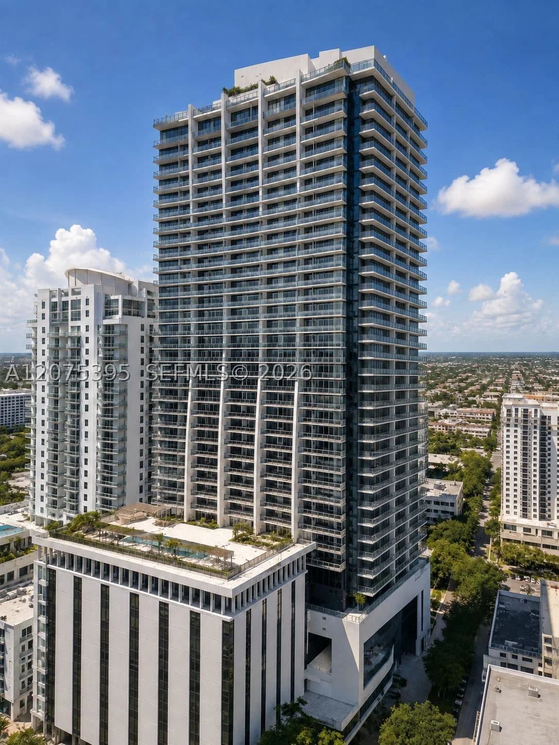 2-bedroom Condo — 1010 Brickell Ave #2009, Miami, FL 33131