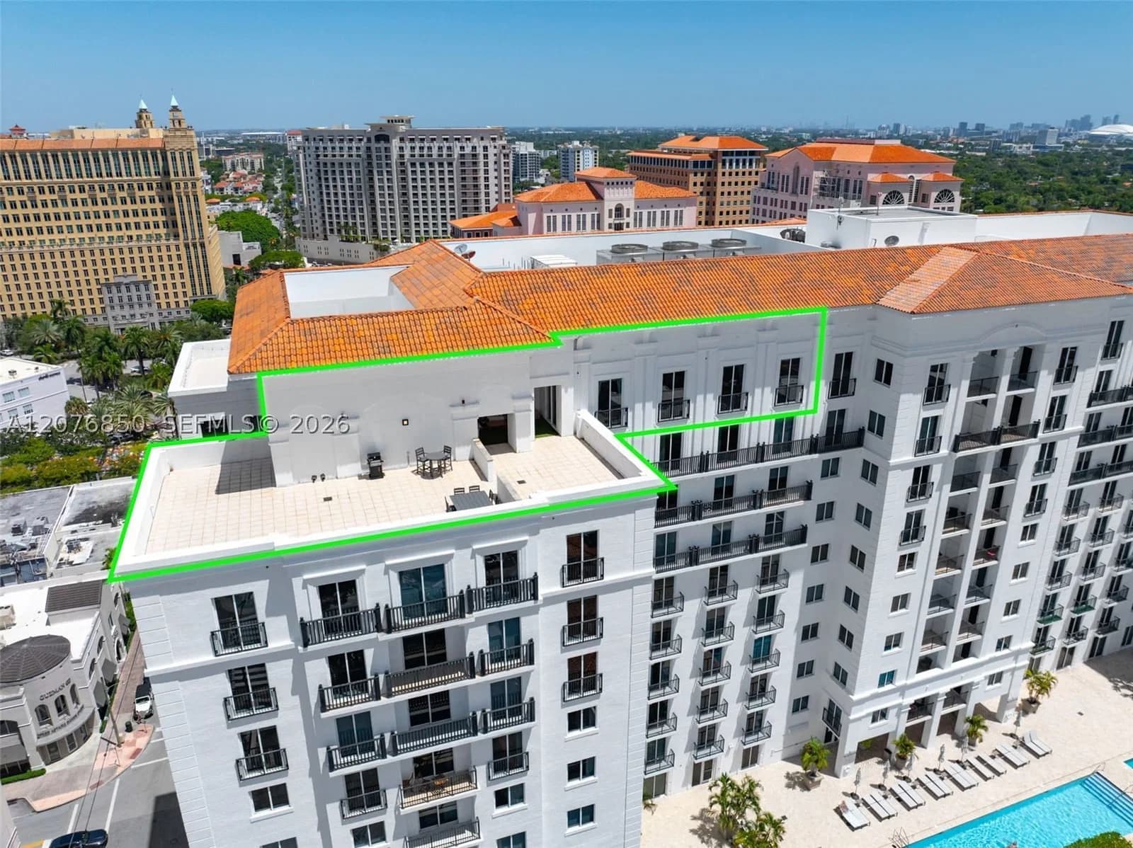 3-bedroom Condo — 10 Aragon Ave #1602, Coral Gables, FL 33134