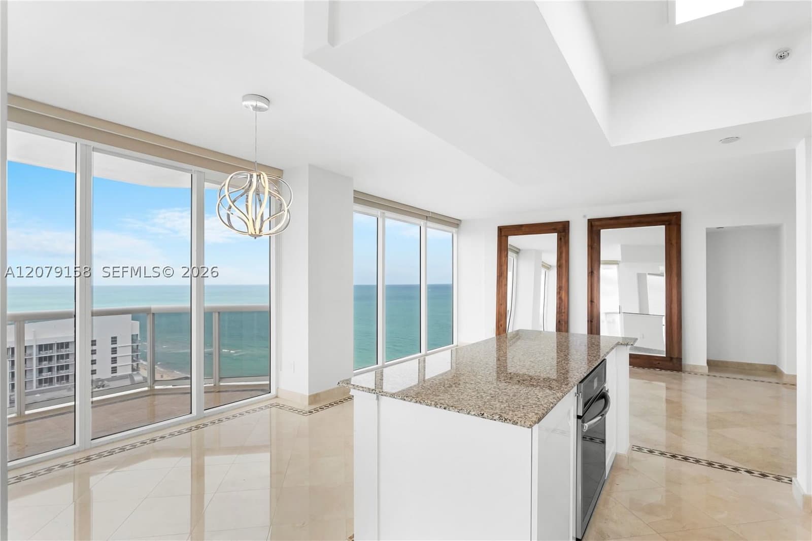 2+1 Condo — 4779 Collins Ave #2707, Miami Beach, FL 33140