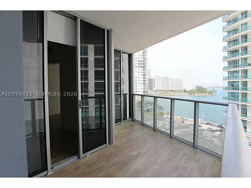 1-bedroom Condo — 1300 Brickell Bay Dr #1008, Miami, FL 33131