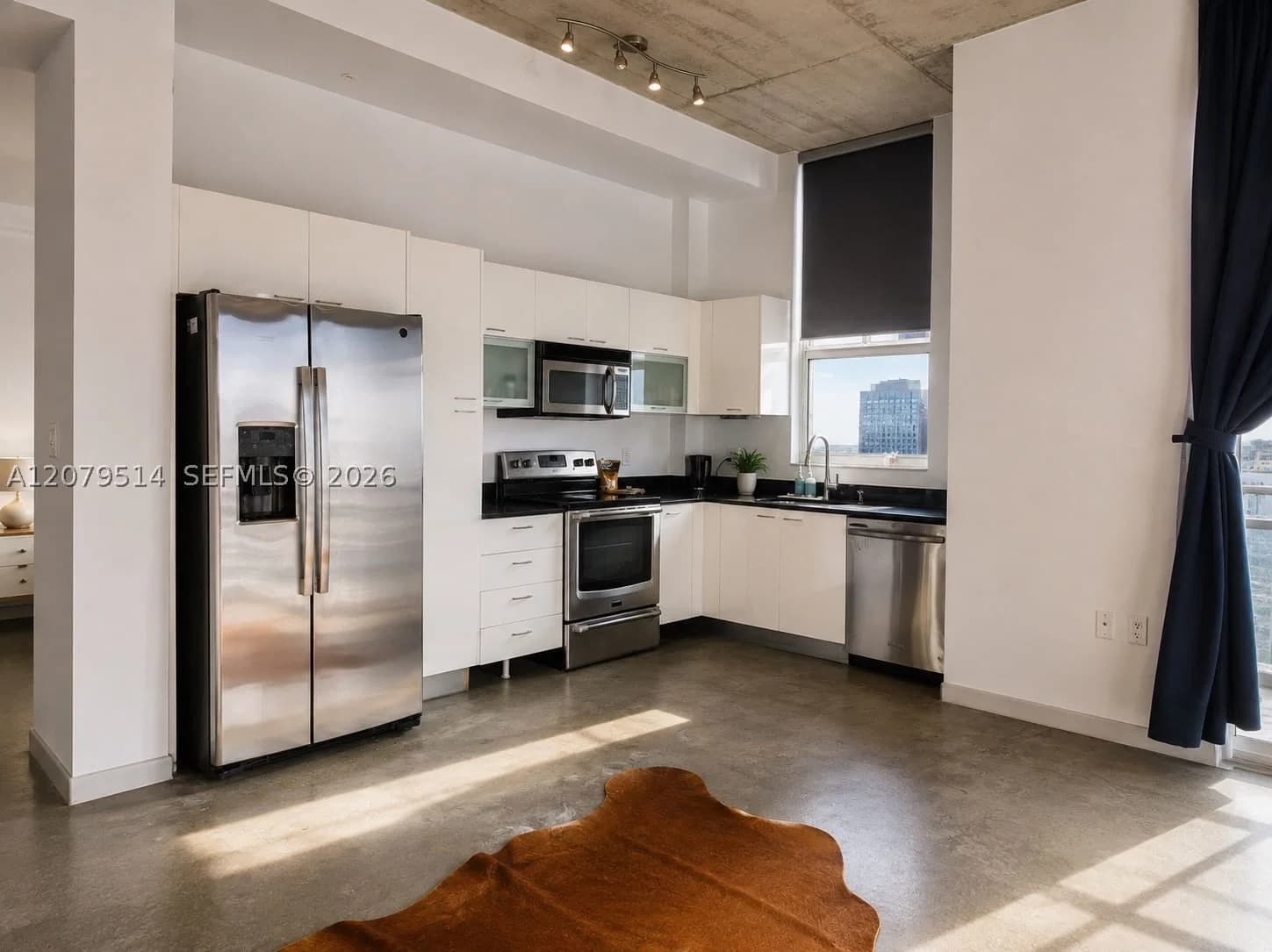 2-bedroom Condo — 133 2nd Ave #2113, Miami, FL 33132