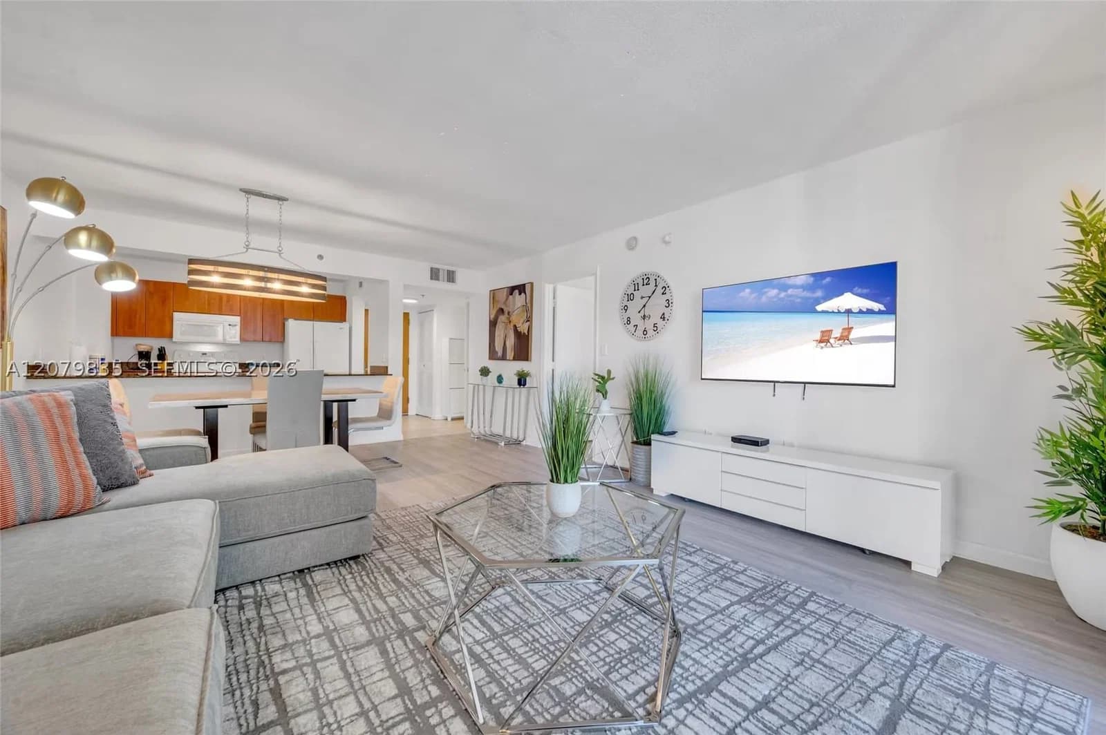 1+1 Condo — 1200 Brickell Bay Dr #2904, Miami, FL 33131