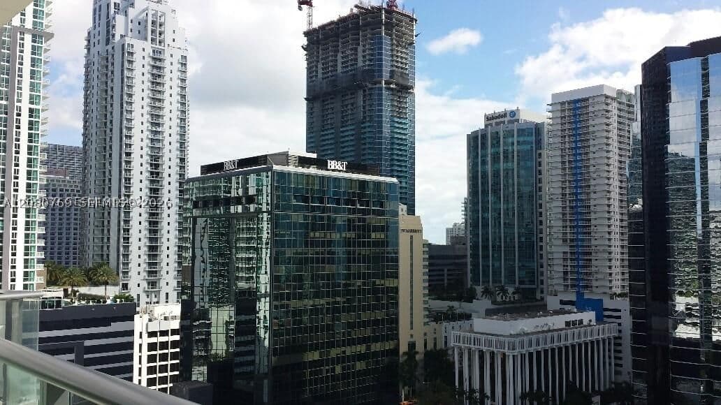 2+1 Condo — 1300 Miami Ave #1702, Miami, FL 33130