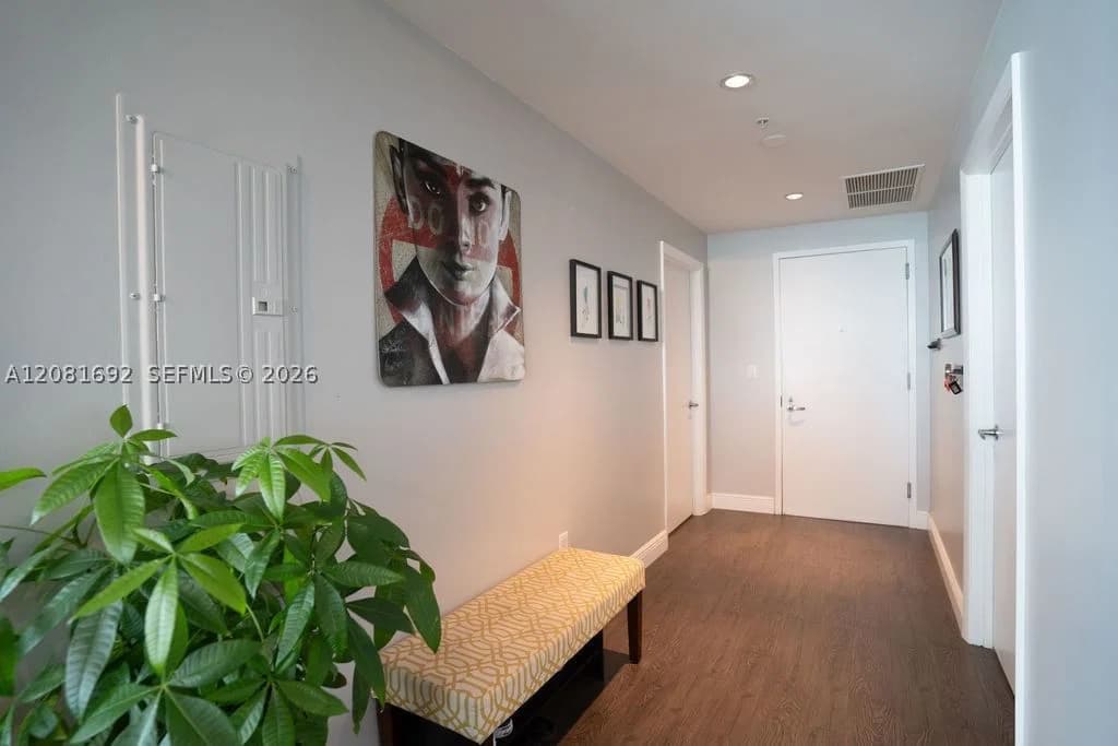 QUANTUM ON THE BAY CONDO — ilan fotoğrafı