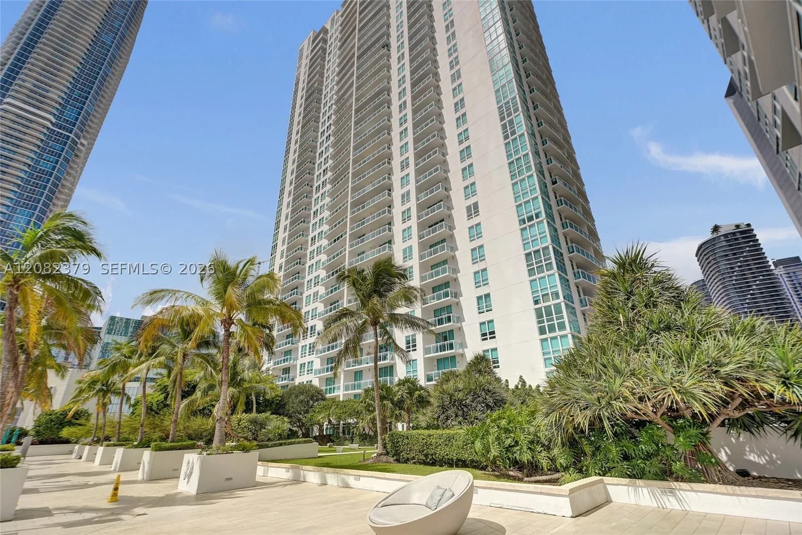 2-bedroom Condo — 951 Brickell Ave #1106, Miami, FL 33131