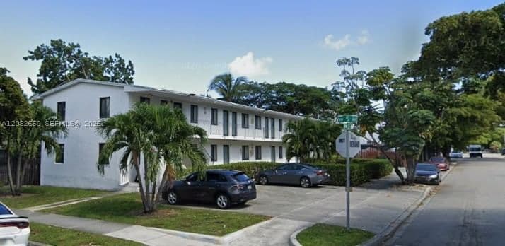 2+1 Daire — 481 30th St #2, Miami, FL 33127