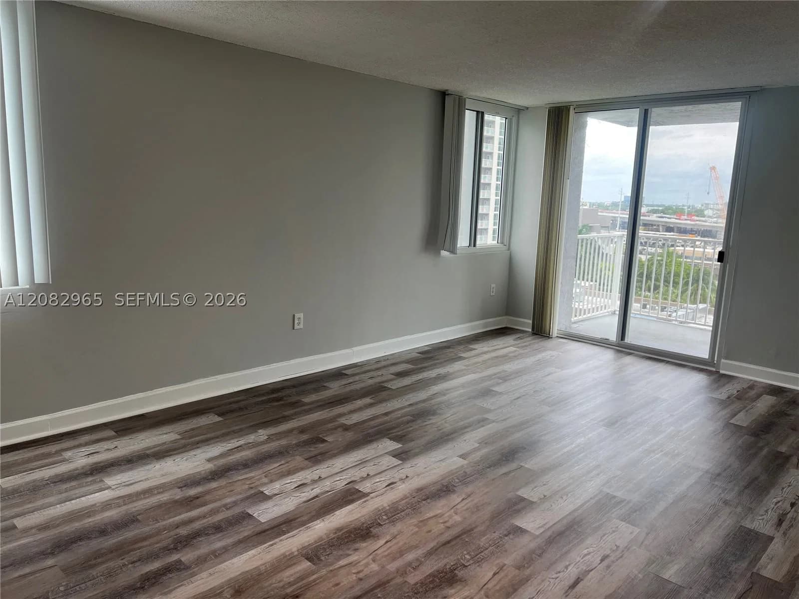2+1 Condo — 800 Miami Ave #E-909, Miami, FL 33136