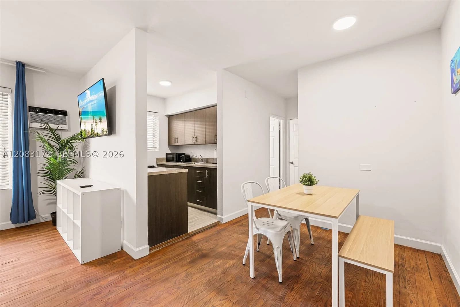 1-bedroom Condo — 7340 Harding Ave #11, Miami Beach, FL 33141