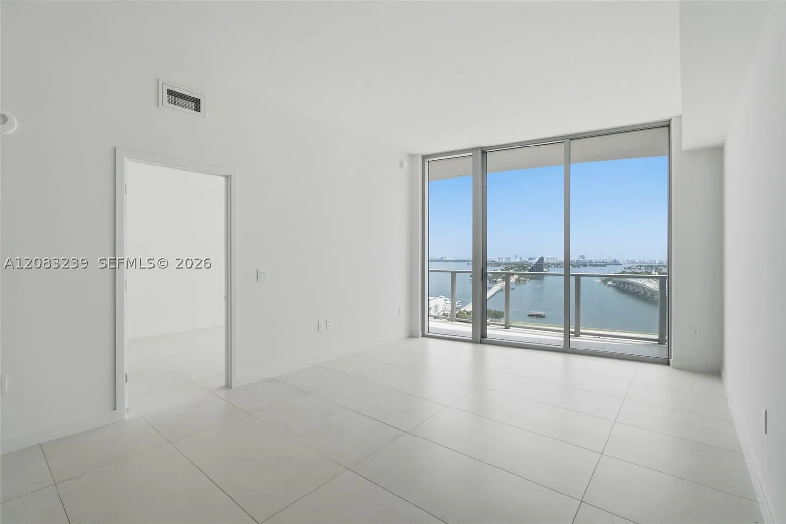 1+1 Condo — 1400 Biscayne Blvd #2104, Miami, FL 33132