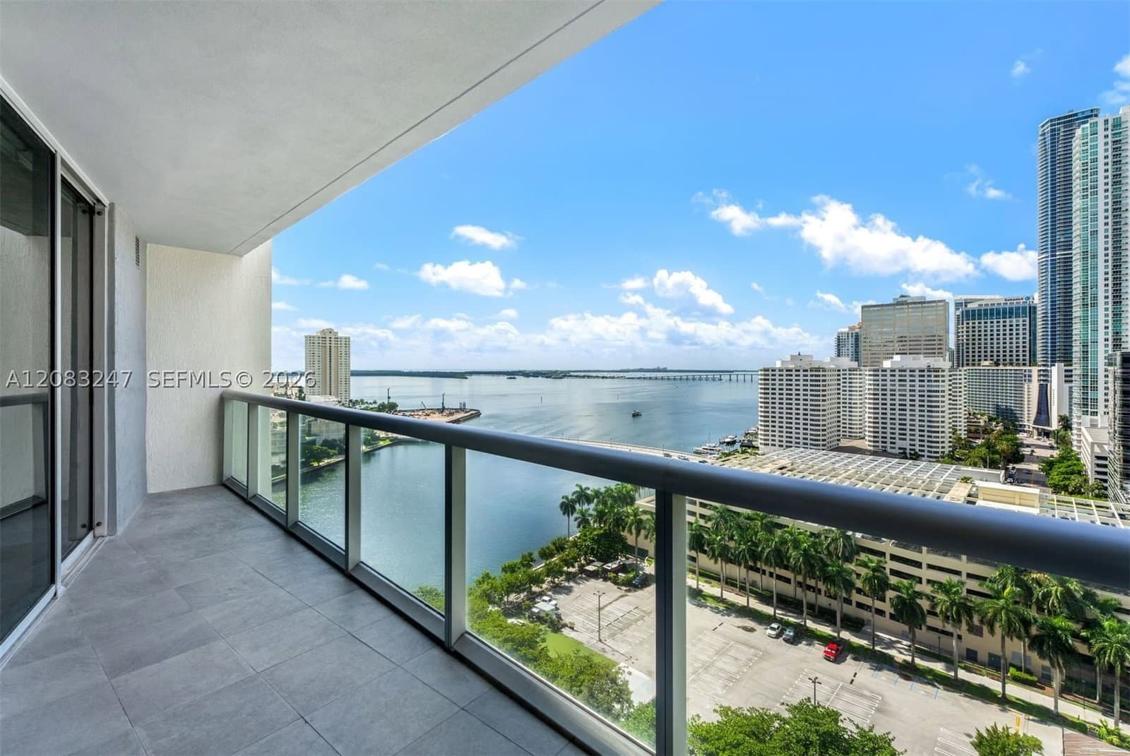 2+1 Condo — 495 Brickell Ave #1811, Miami, FL 33131