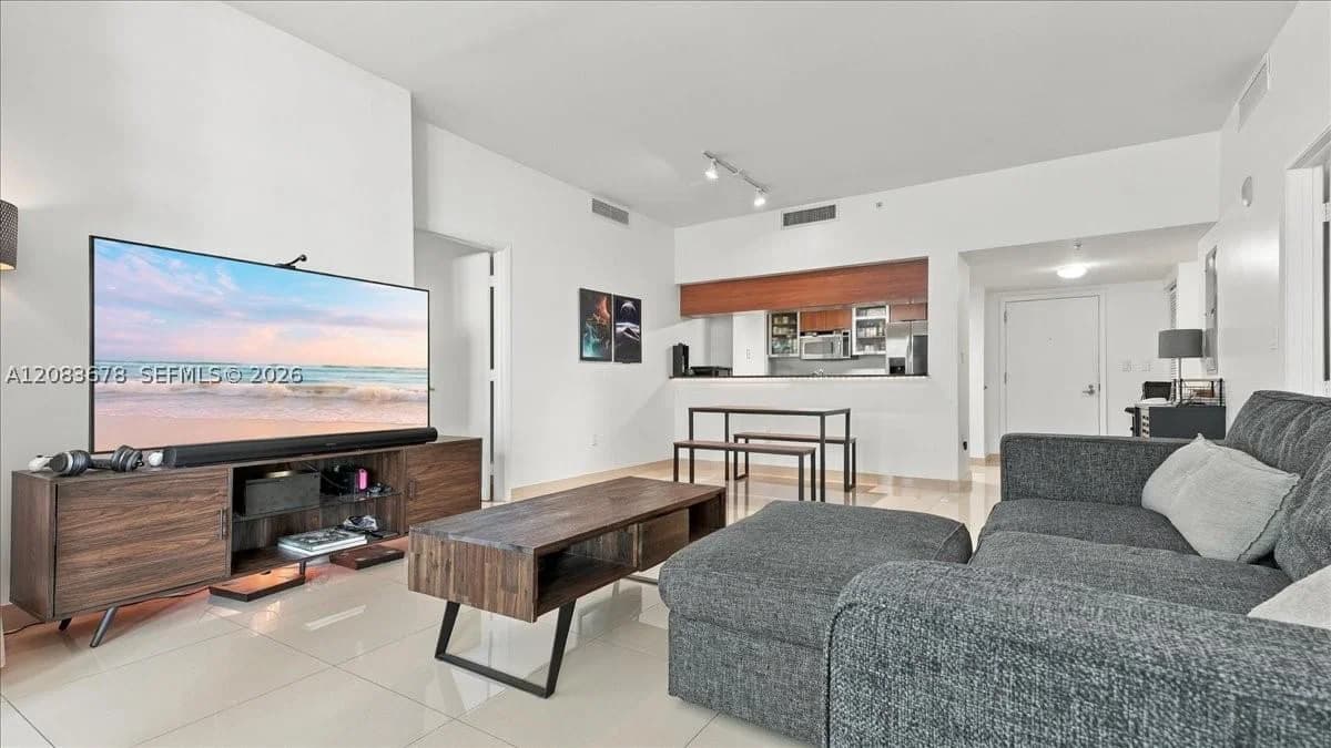 1800 CLUB CONDO — ilan fotoğrafı