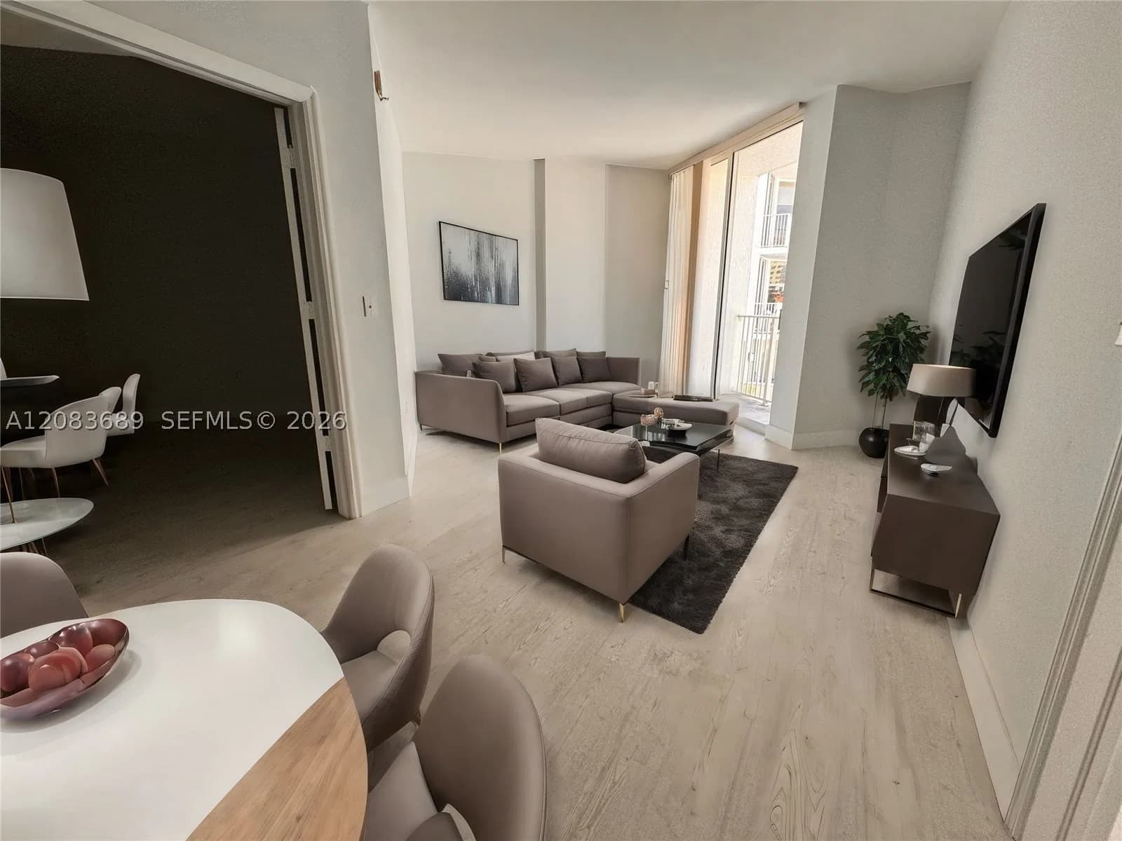1+1 Condo — 2030 Douglas Rd #521, Coral Gables, FL 33134