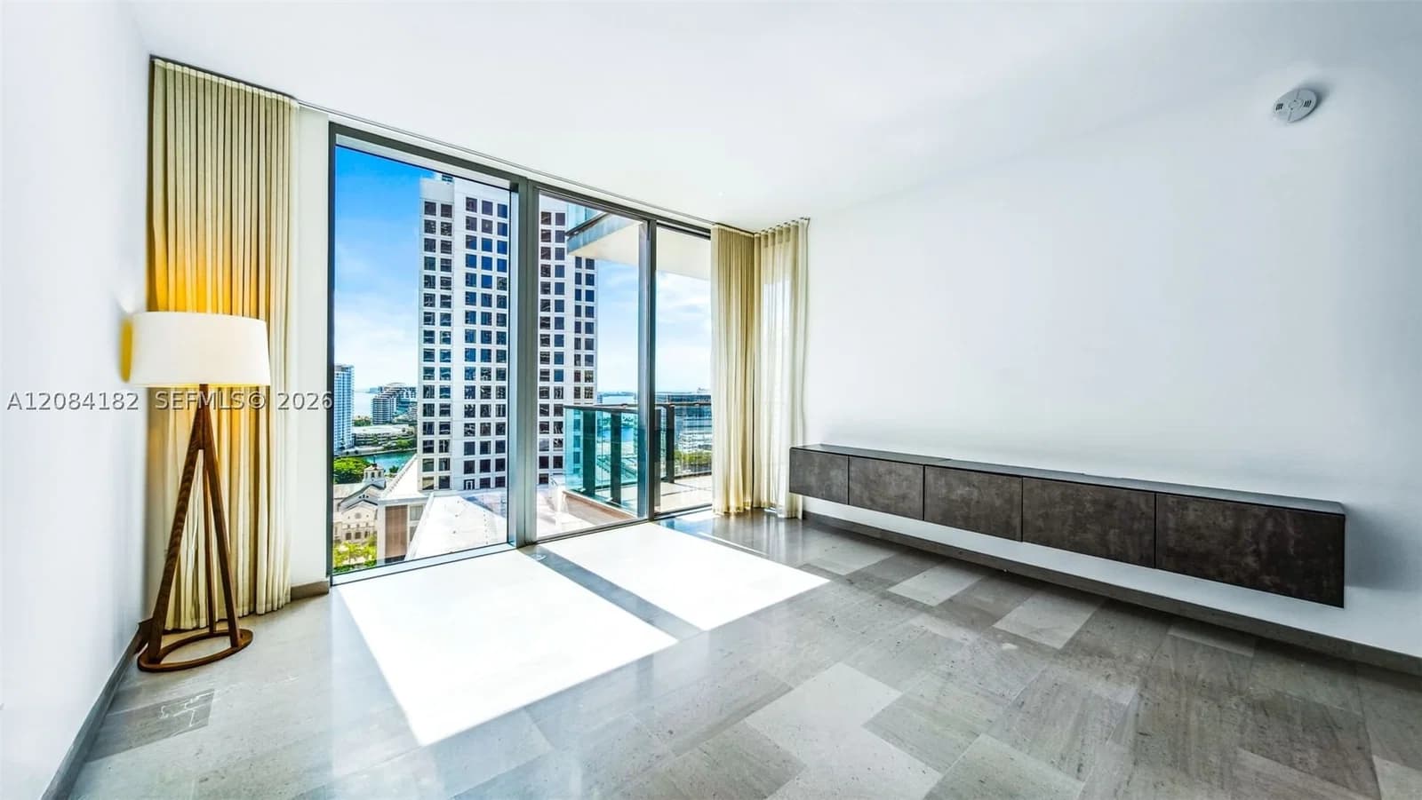 Reach Condo, Brickell