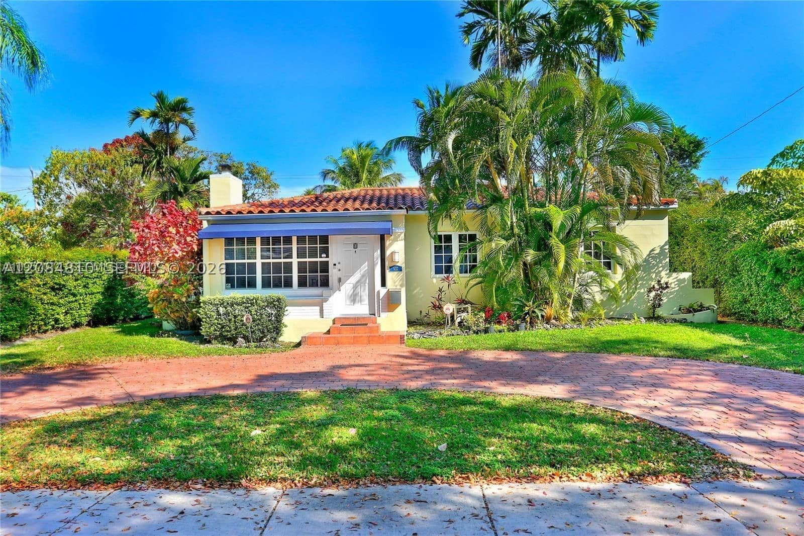 3+1 Müstakil ev — 537 Zamora Ave, Coral Gables, FL 33134
