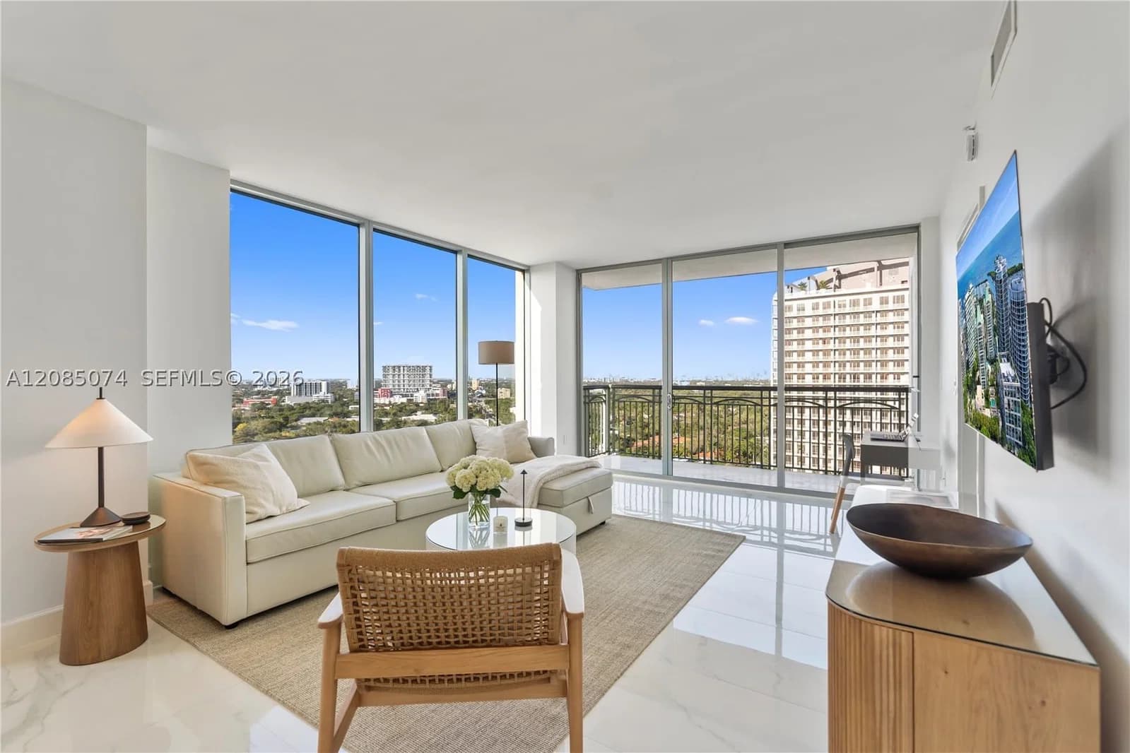 1+1 Condo — 3350 27th Ave #1807, Coconut Grove, FL 33133