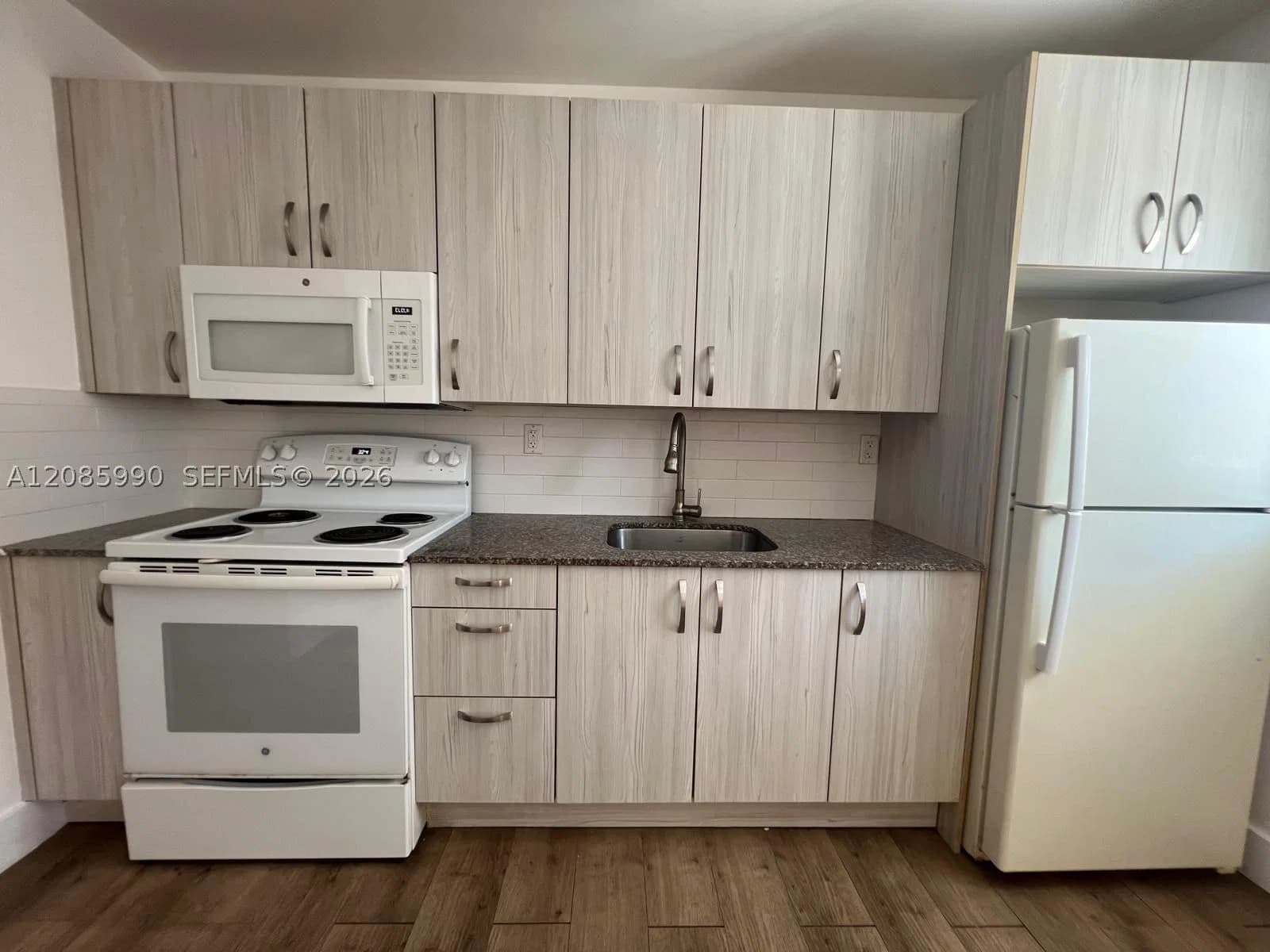 Daire — 1550 1st Ct #2, Miami, FL 33136