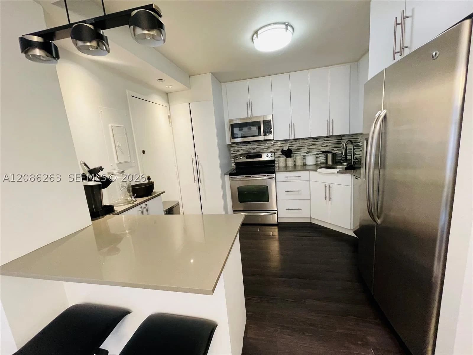 1+1 Condo — 2333 Brickell Ave #409, Miami, FL 33129
