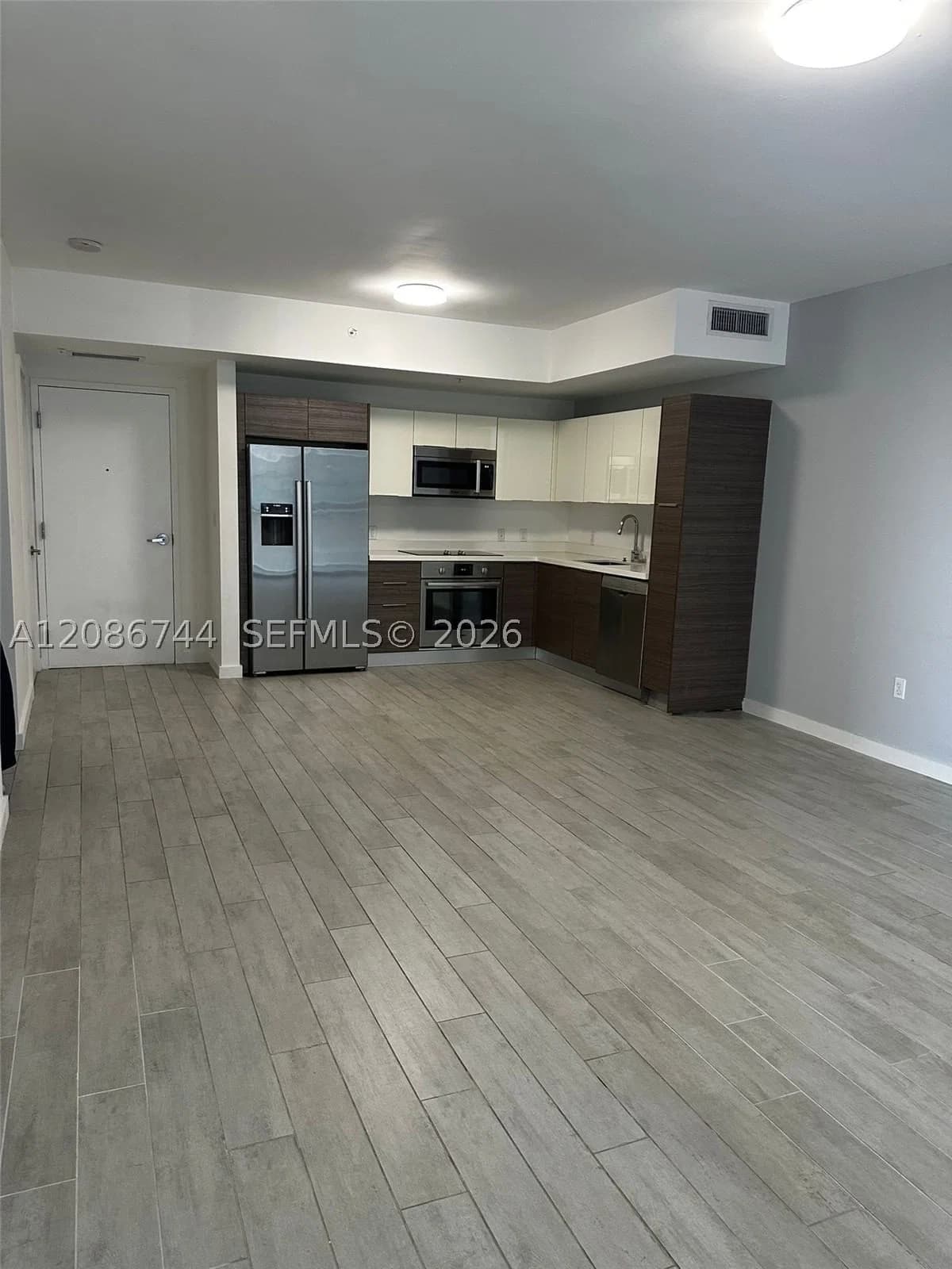 1+1 Condo — 1010 2nd Ave #1005, Miami, FL 33130