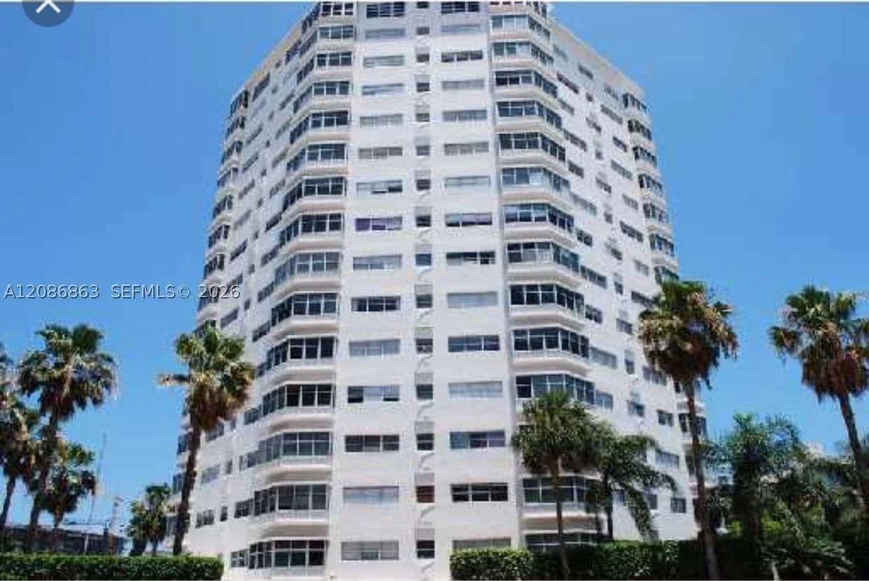 2+1 Condo — 1881 Washington Ave #11D, Miami Beach, FL 33139