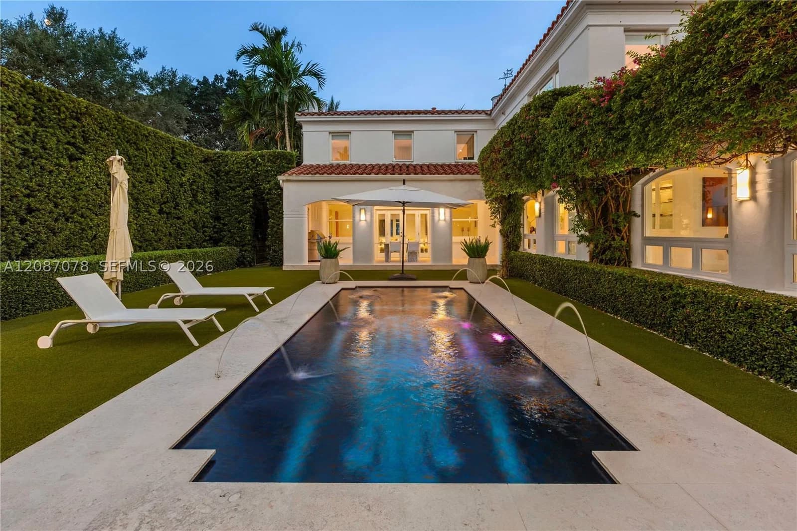 5+1 Müstakil ev — 1261 Greenway Dr, Coral Gables, FL 33134