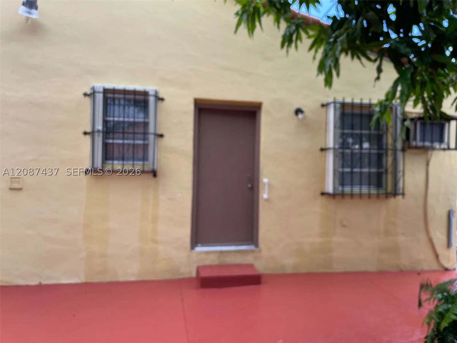 1-bedroom Property — 951 9th St #1, Miami, FL 33130