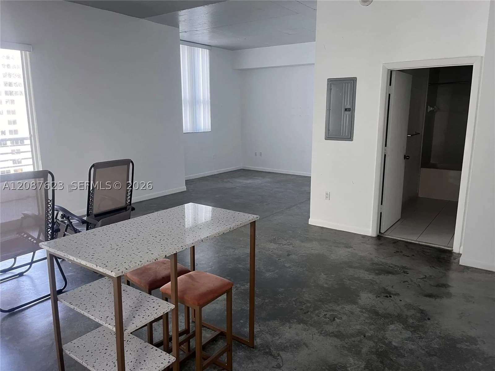 THE LOFT DOWNTOWN II COND — ilan fotoğrafı