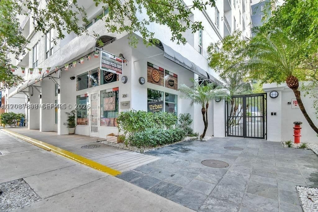 2+1 Condo — 234 3rd St #1701, Miami, FL 33132