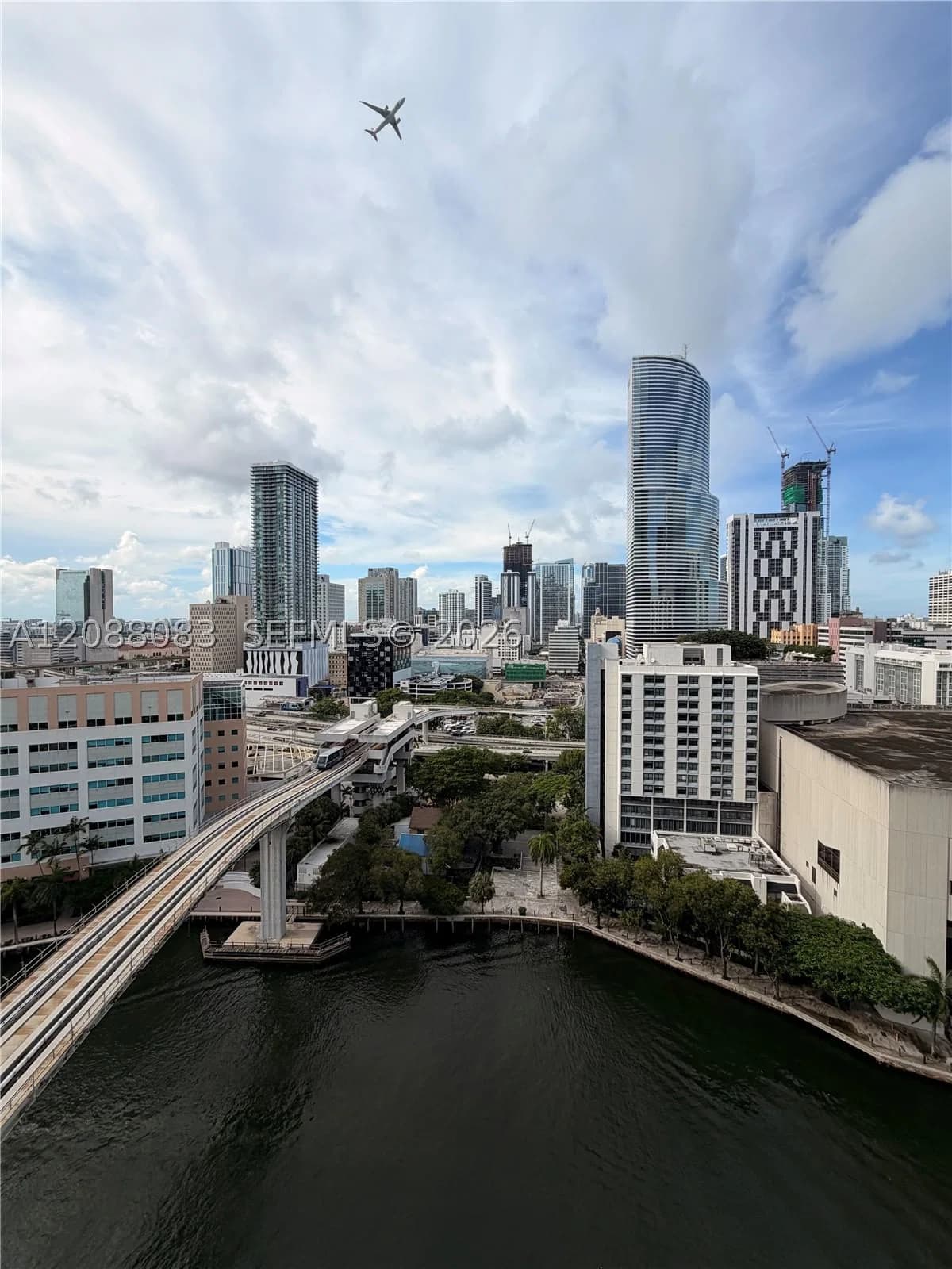 2+1 Daire — 31 5th St #2001, Miami, FL 33131