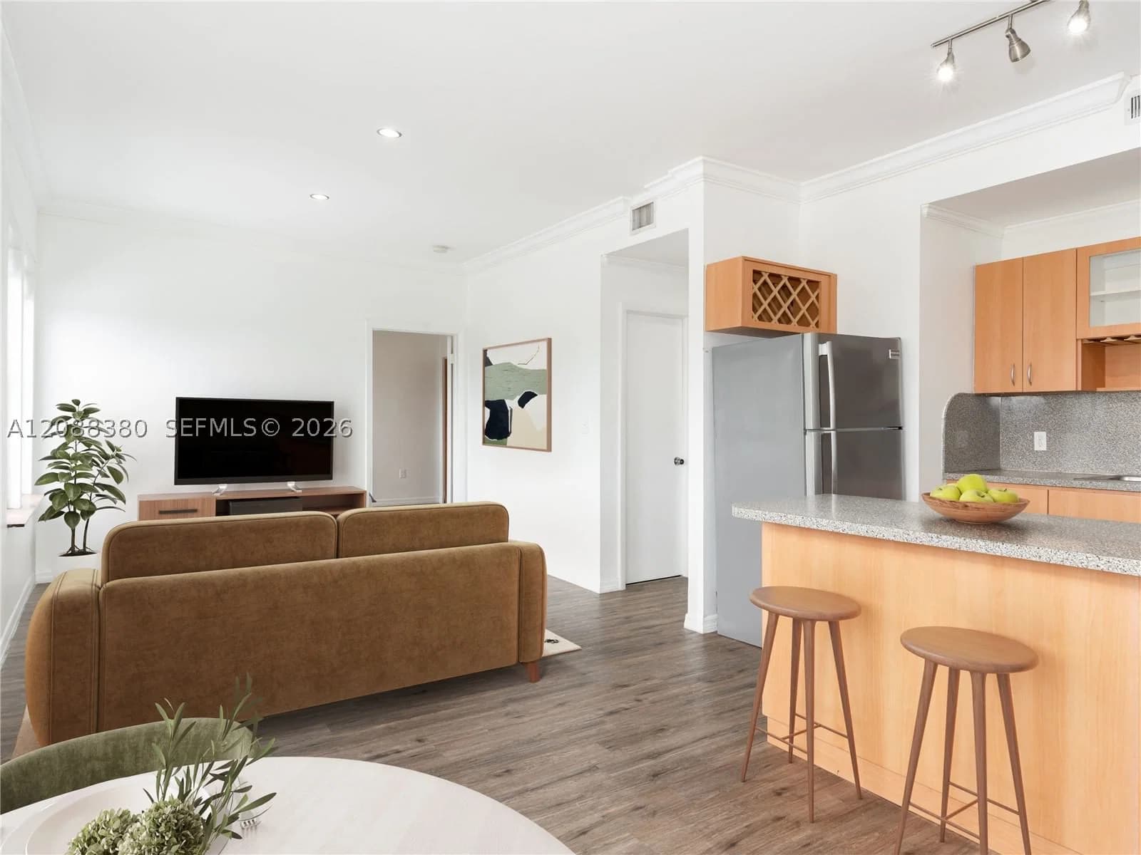 THE SHERIDAN CONDO — ilan fotoğrafı