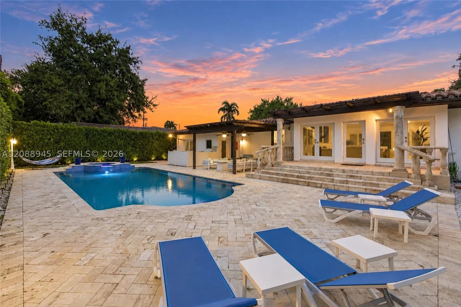 3+1 Müstakil ev — 1550 Trevino Ave, Coral Gables, FL 33134