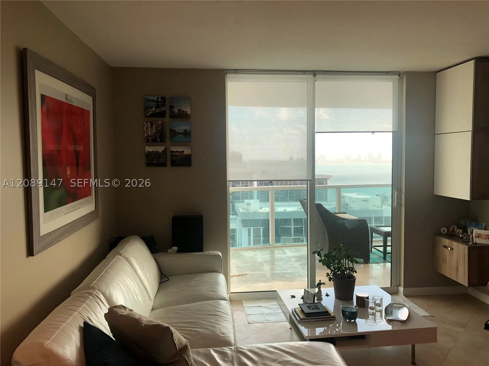 1-bedroom Condo — 2101 Brickell Ave #2703, Miami, FL 33129