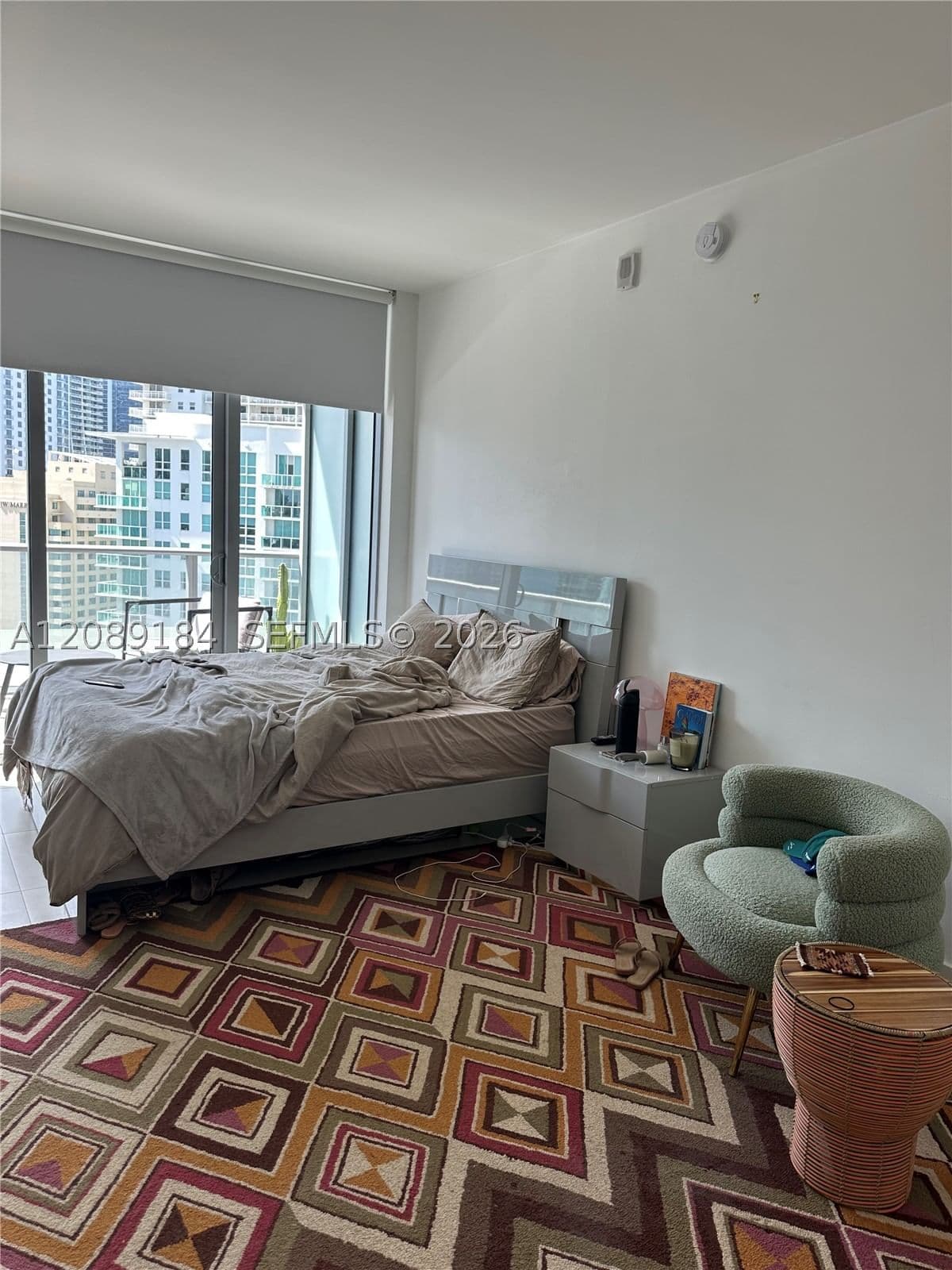 Condo — 1300 Brickell Bay Dr #2213, Miami, FL 33131