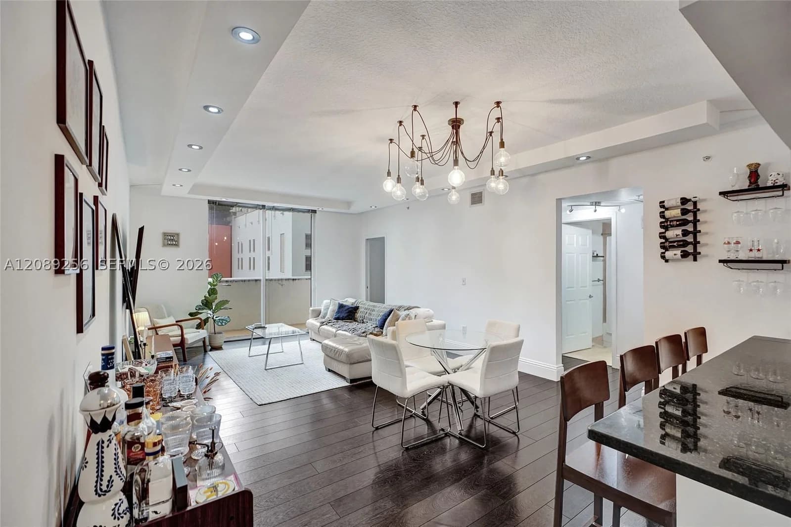 2+1 Condo — 2030 Douglas Rd #401, Coral Gables, FL 33134