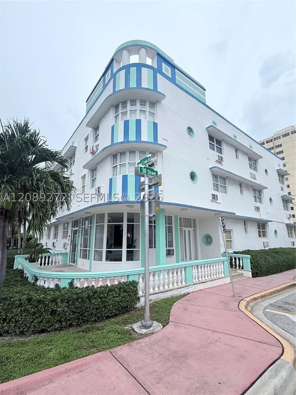 Condo — 3801 Indian Creek Dr #105, Miami Beach, FL 33140