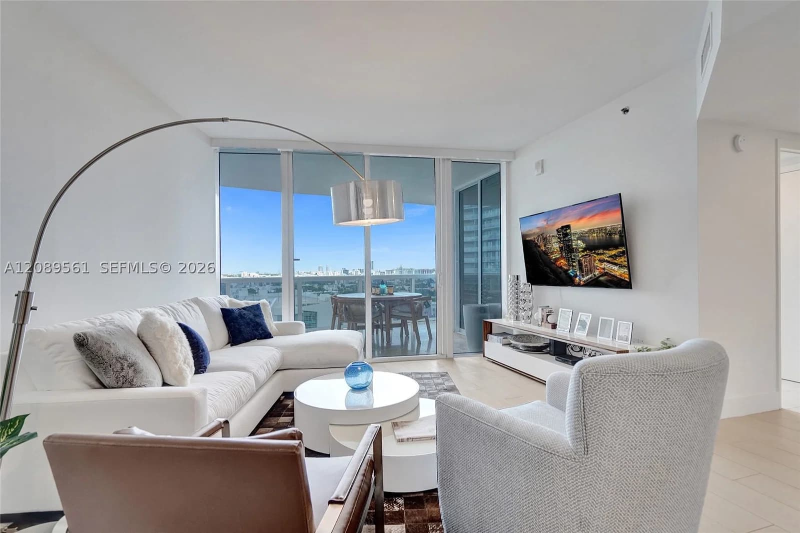 2+1 Condo — 400 Alton Rd #1505, Miami Beach, FL 33139