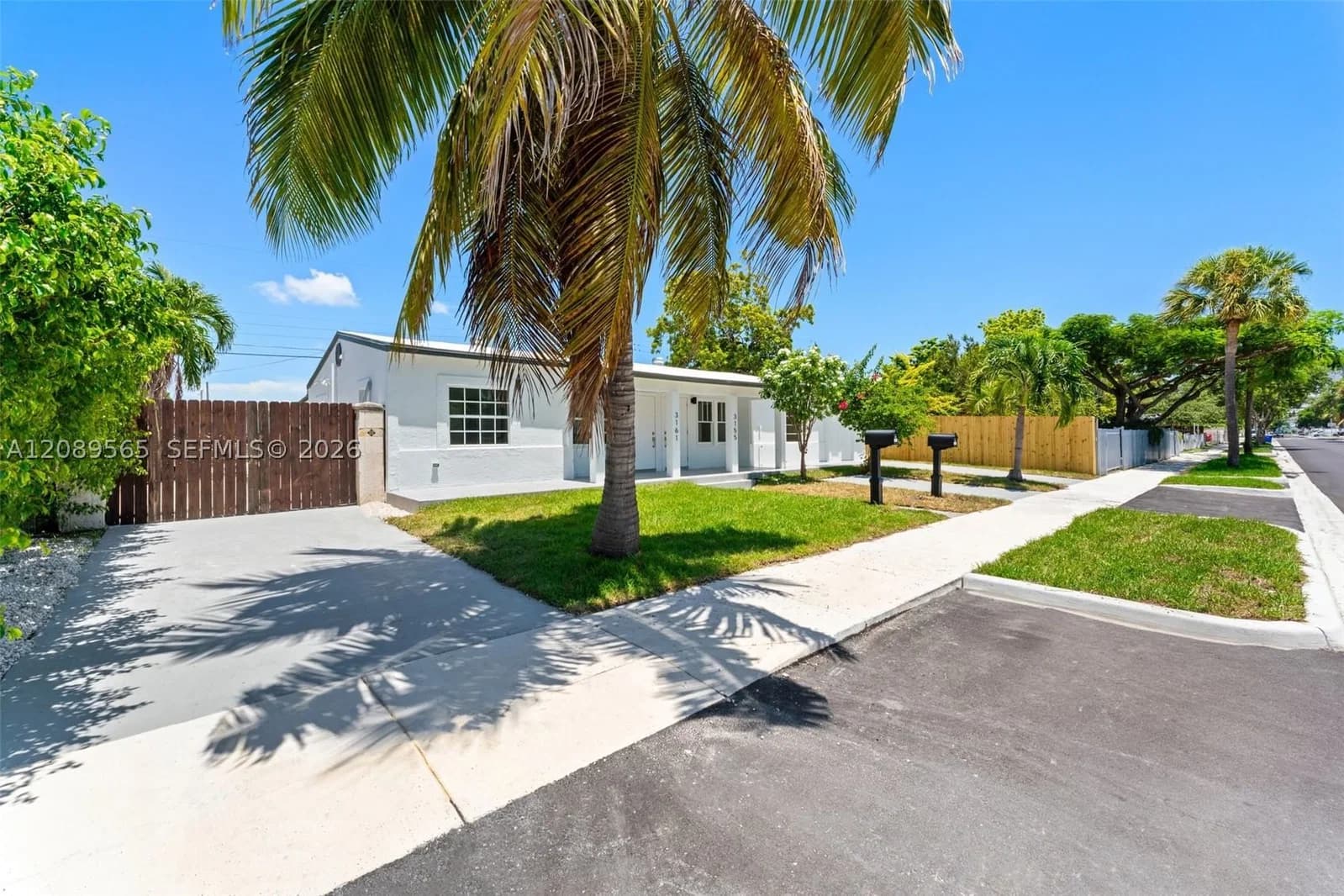 1-bedroom Apartment — 3155 27th Ln #2, Miami, FL 33133