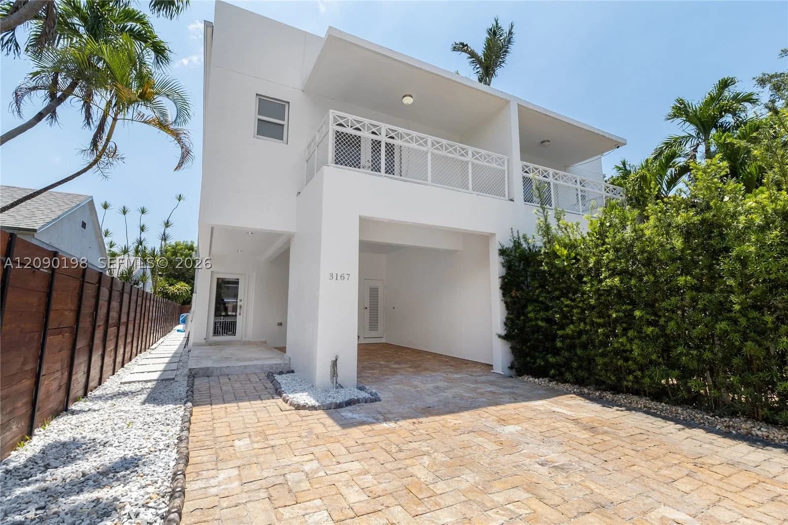 3-bedroom Townhouse — 3167 Indiana St #3167, Miami, FL 33133