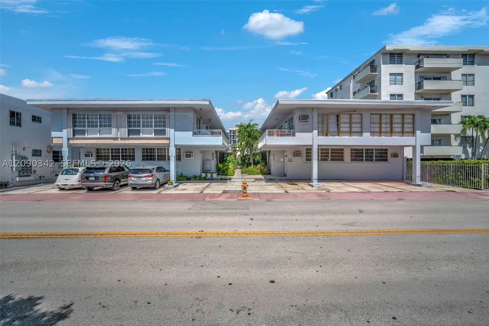 1+1 Condo — 8010 Tatum Waterway Dr #5, Miami Beach, FL 33141
