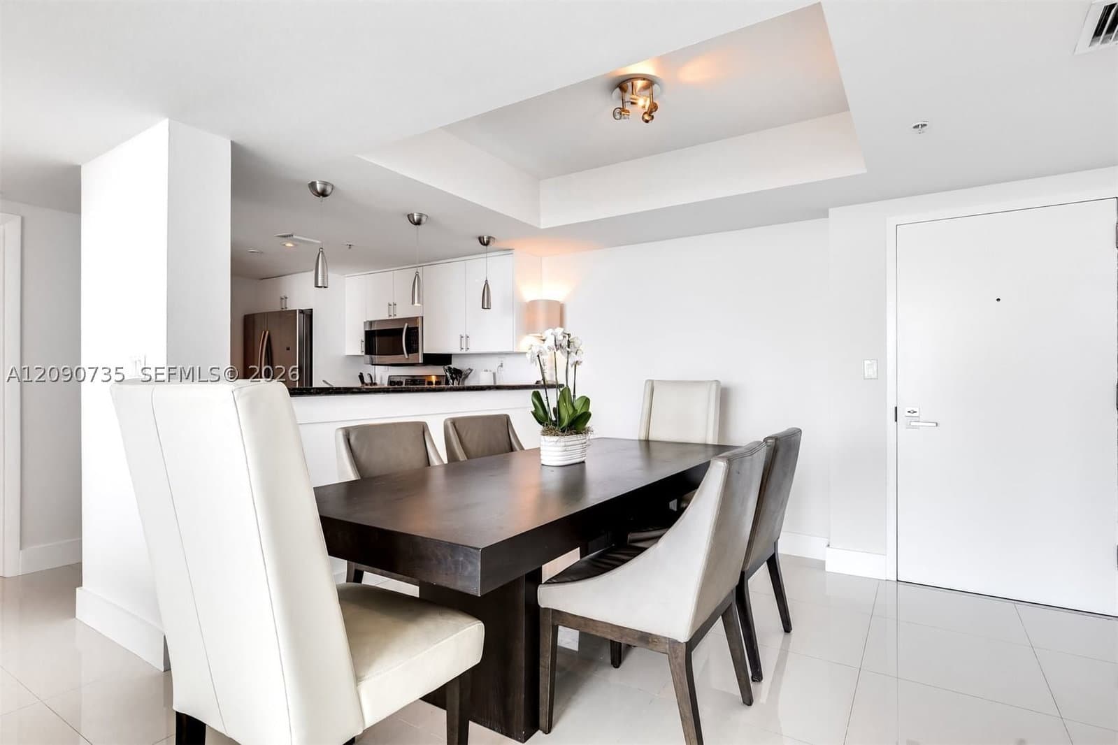 2+1 Condo — 650 west ave #2710, Miami Beach, FL 33139