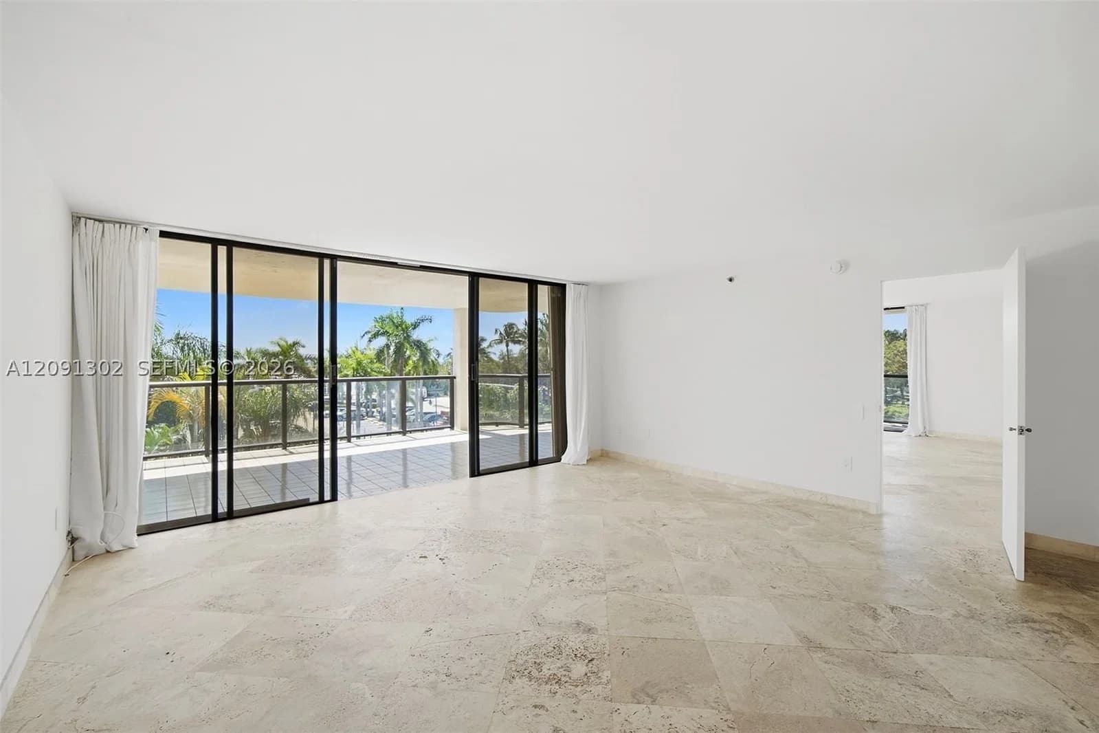 2-bedroom Condo — 2575 Bayshore Dr #4A, Miami, FL 33133