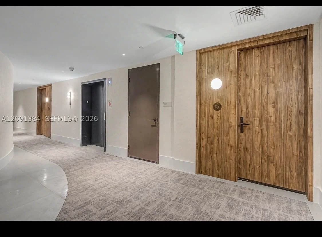 3-bedroom Condo — 2200 Brickell Avenue #405, Miami, FL 33129
