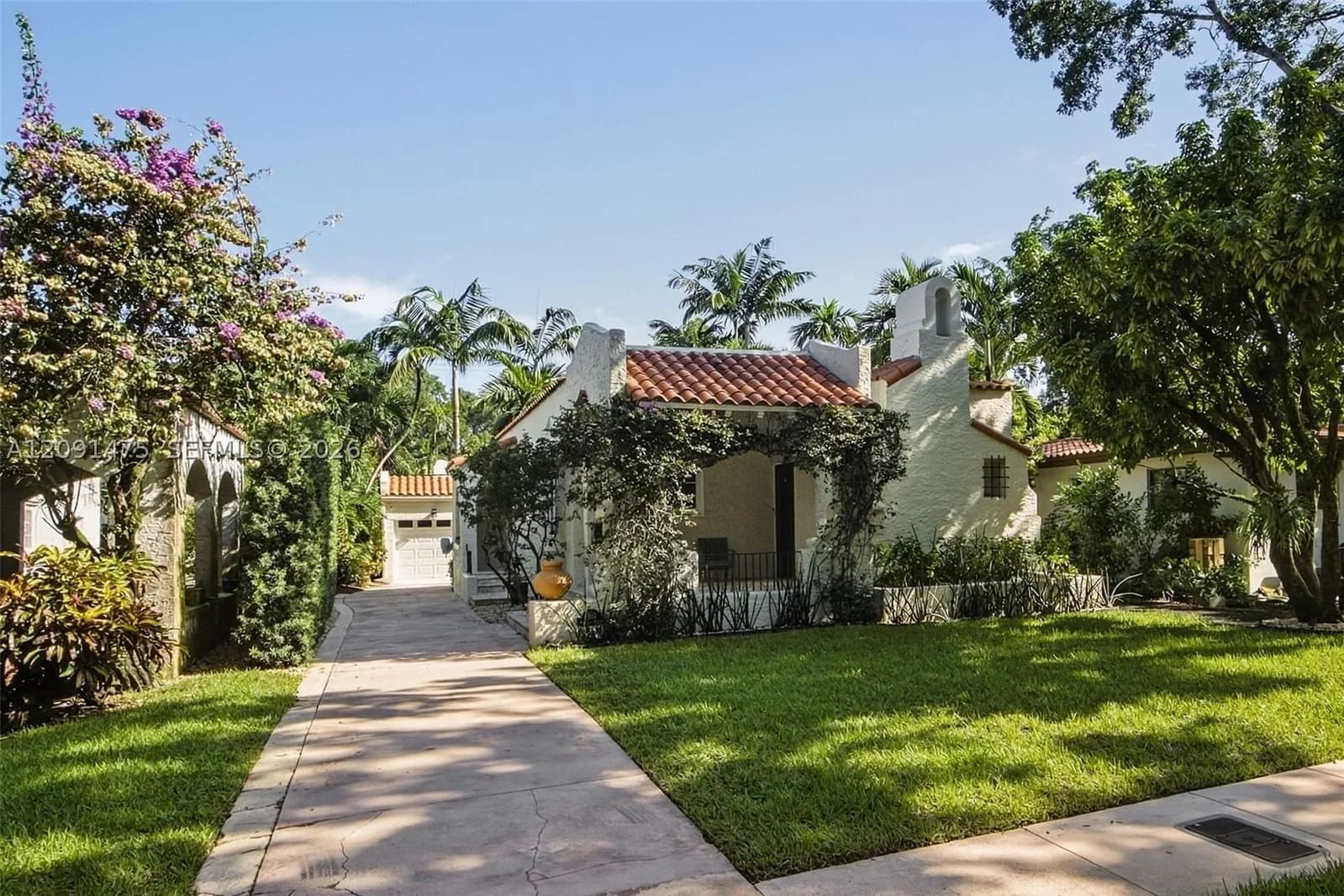 3+1 Müstakil ev — 505 Navarre Ave, Coral Gables, FL 33134